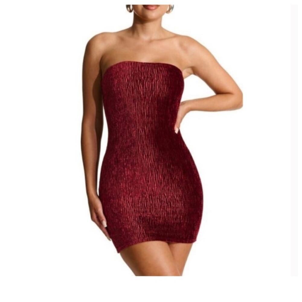 Naked wardrobe wine velvet tube mini holiday dress size medium